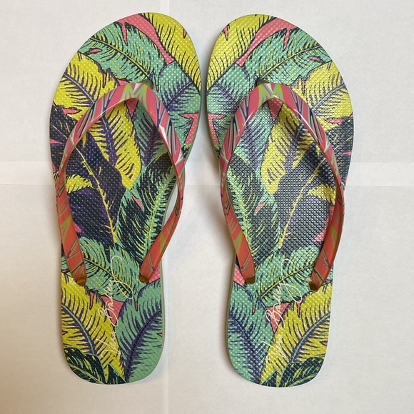 Vera Bradley flip flops - Picture 5 of 6